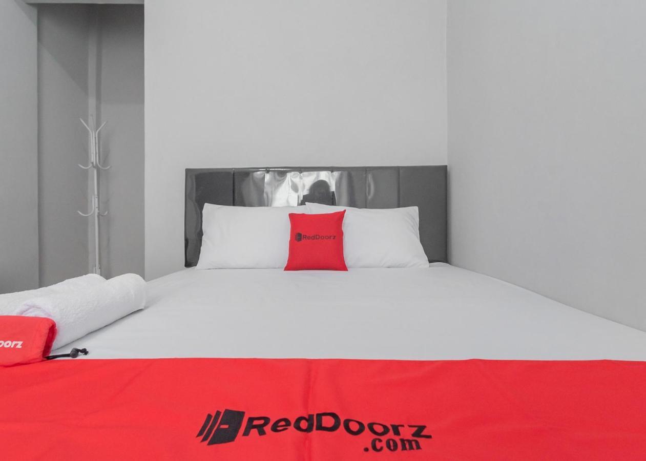 Reddoorz Syariah Near Wisata Situ Gunung Sukabumi Hotel Kadudampit Exterior photo